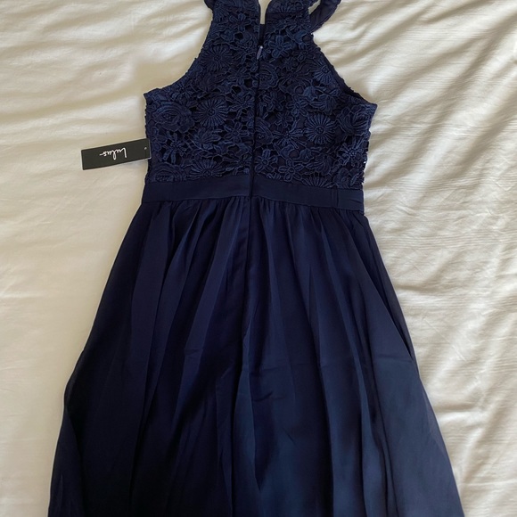 Nice dress with tag - Picture 5 of 7